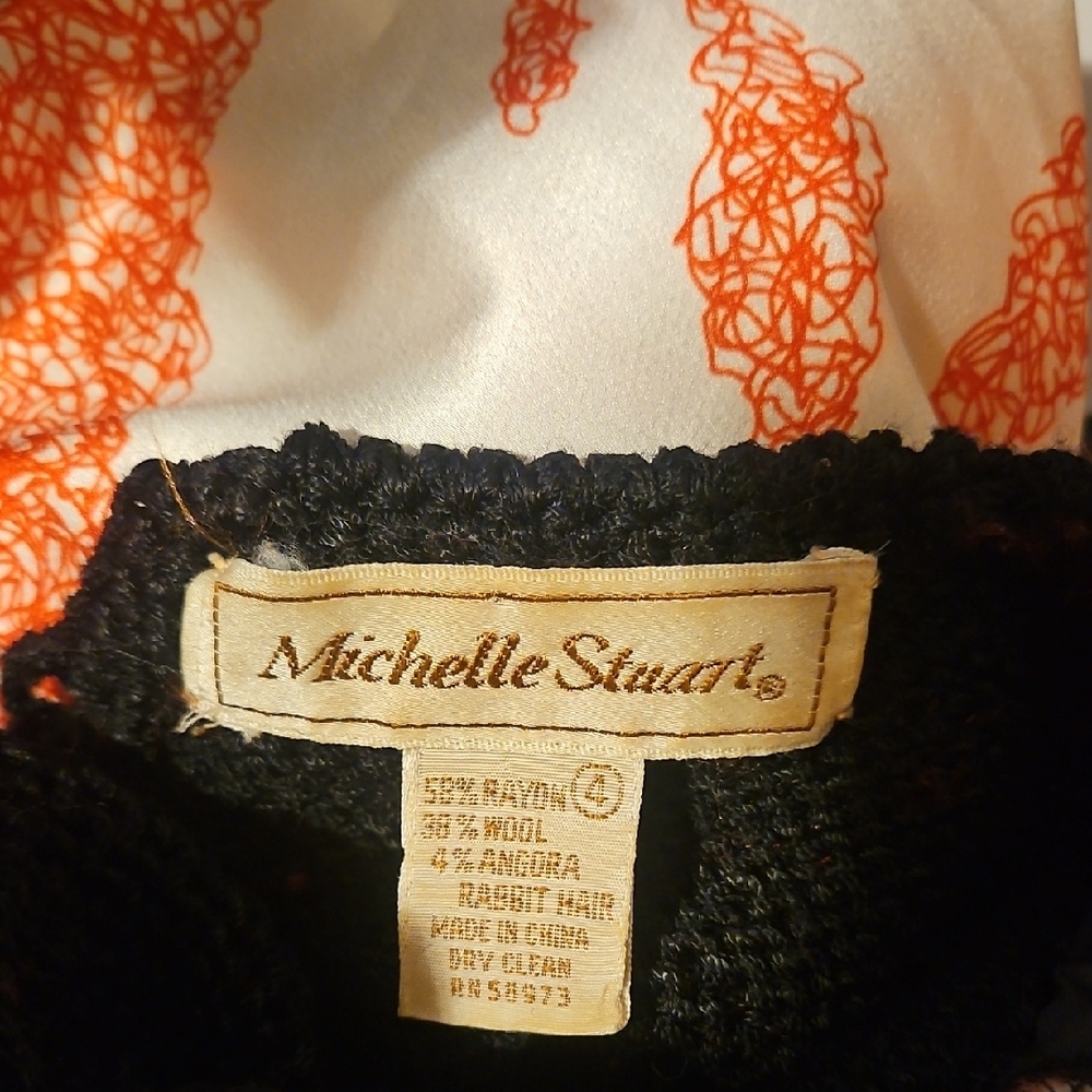 Black & Red Floral Appliqué Women's Sweater - Picture 10 of 10